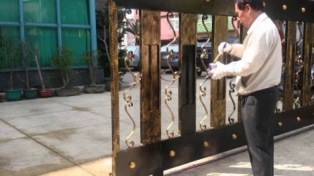 Hướng dẫn sơn lại bề mặt sắt thép bị tàn phá bởi rỉ sét